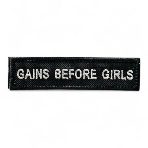 Naszywka GAINS BEFORE GIRLS